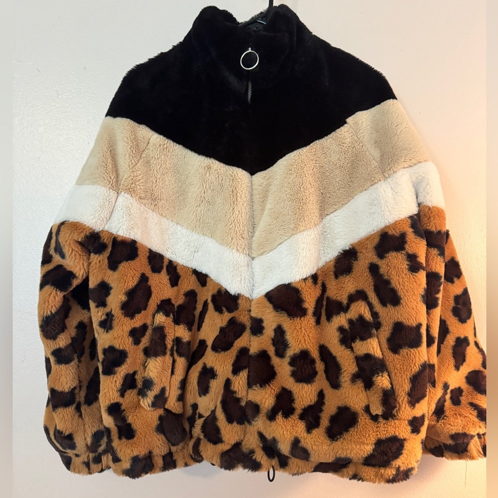 Faux Fur Leopard Print Zip Jacket with Chevron Panels